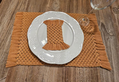 TABLE SETS, American Table Set  Delicate