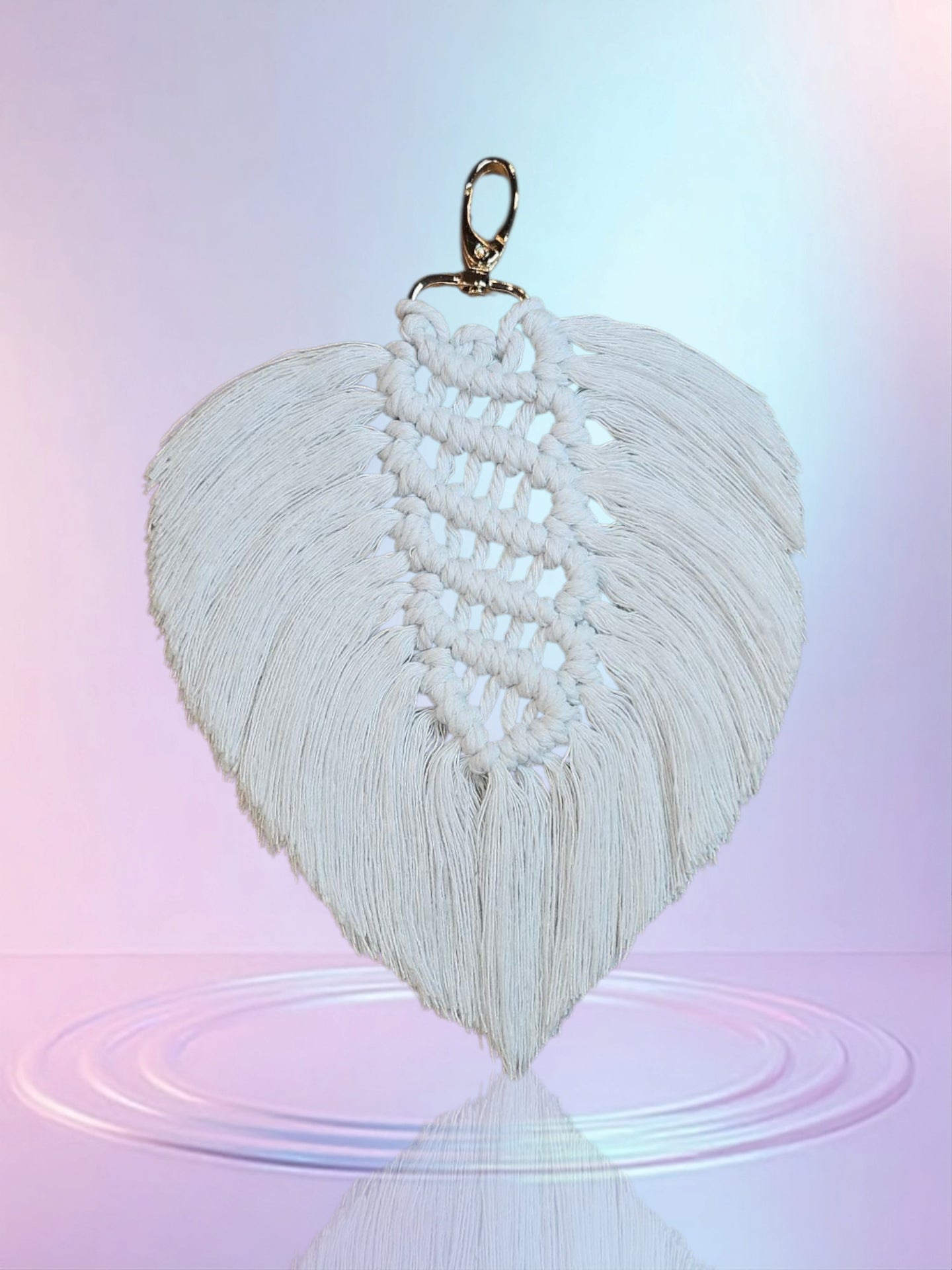 Heart Charm White Macramé